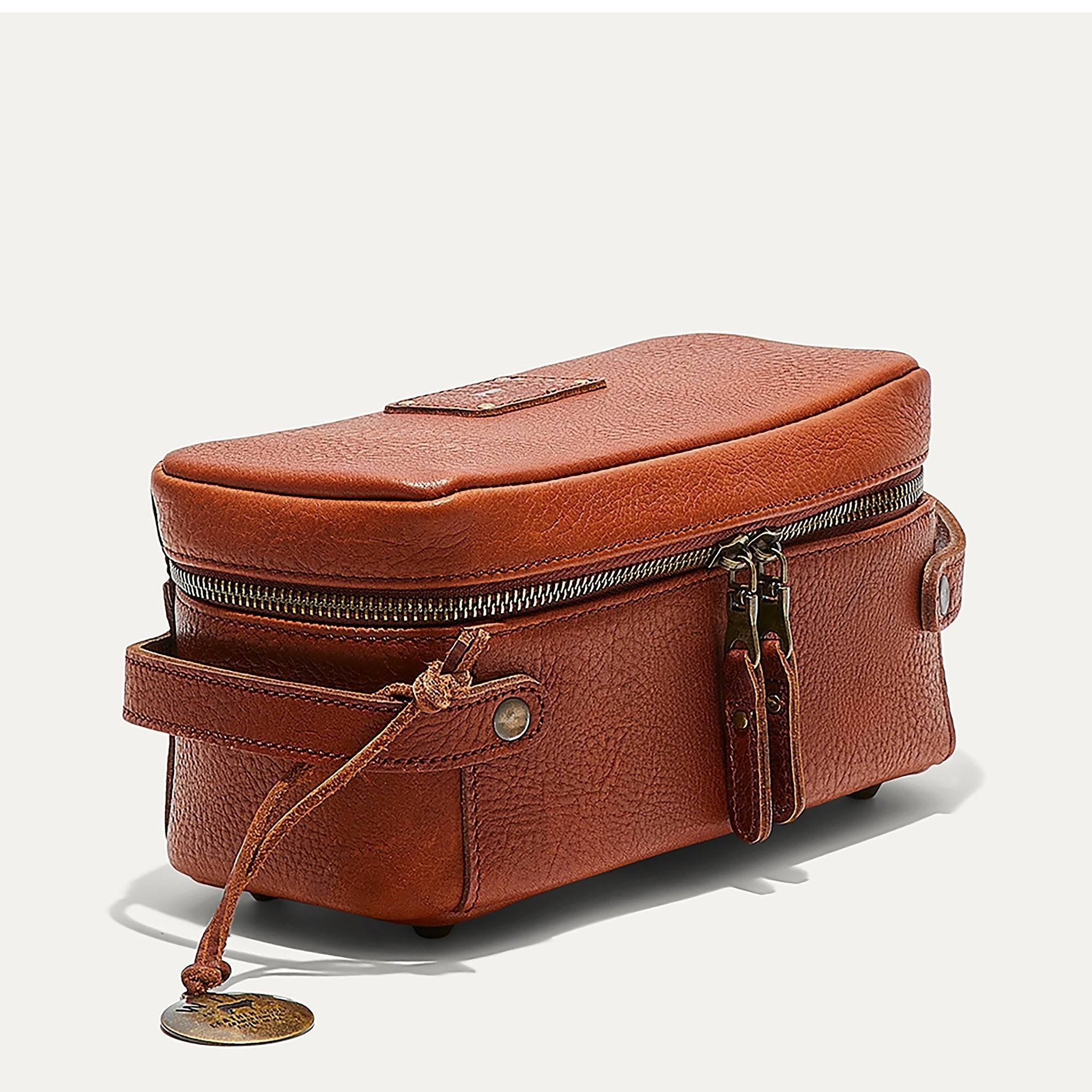 Desmond Travel Kit