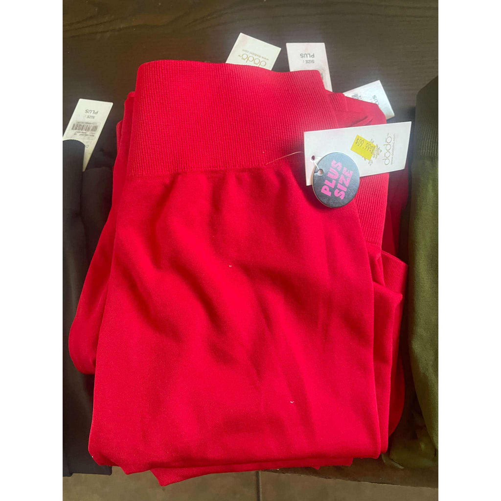SOLID SEAMLESS LEGGINGS - PLUS