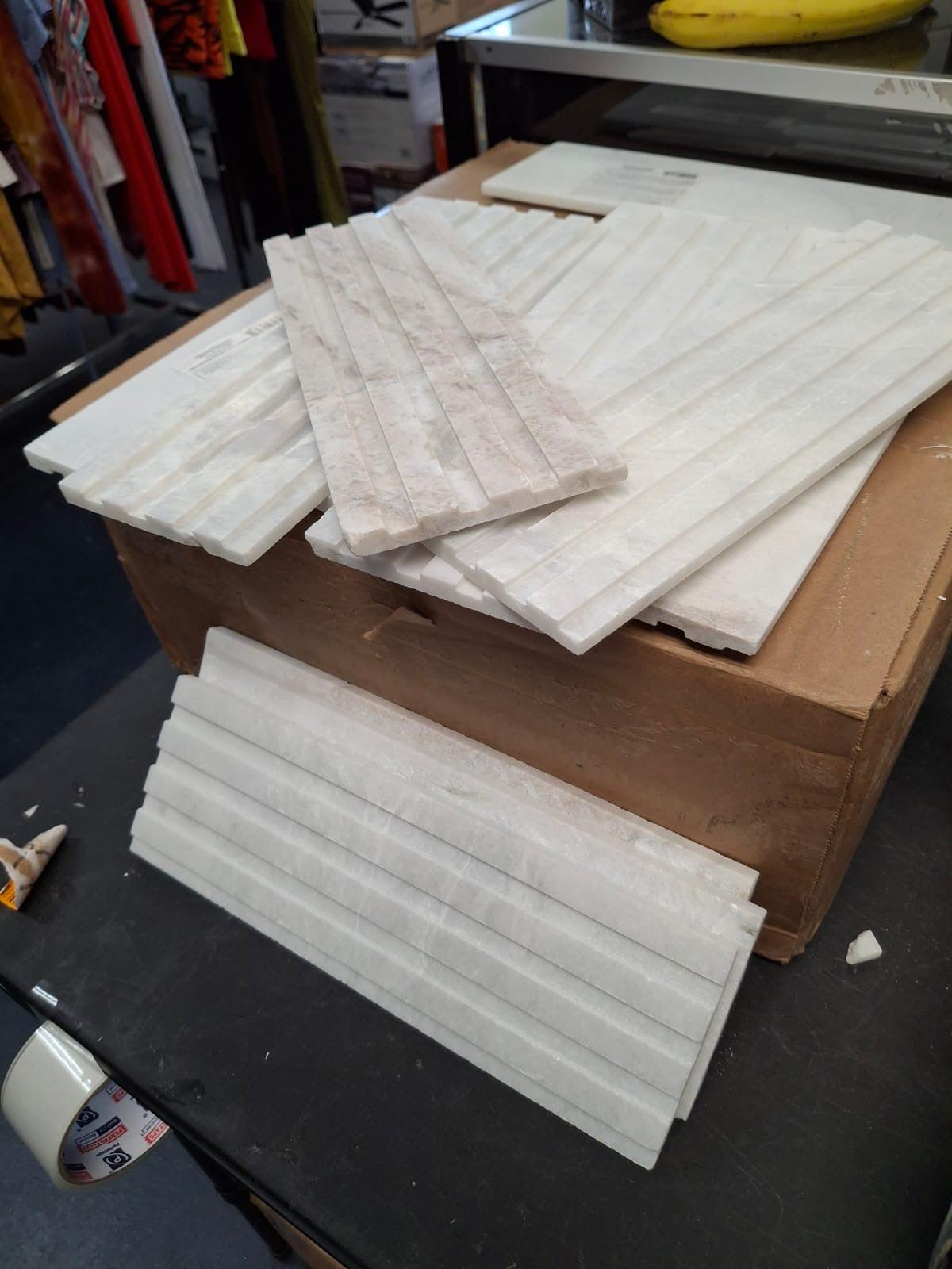 Open Box MSI Arabescato Venato White 4 in. x 12 in. Fluted Honed Marble Mosaic Wall Tile (4.95 sq. ft./Case)