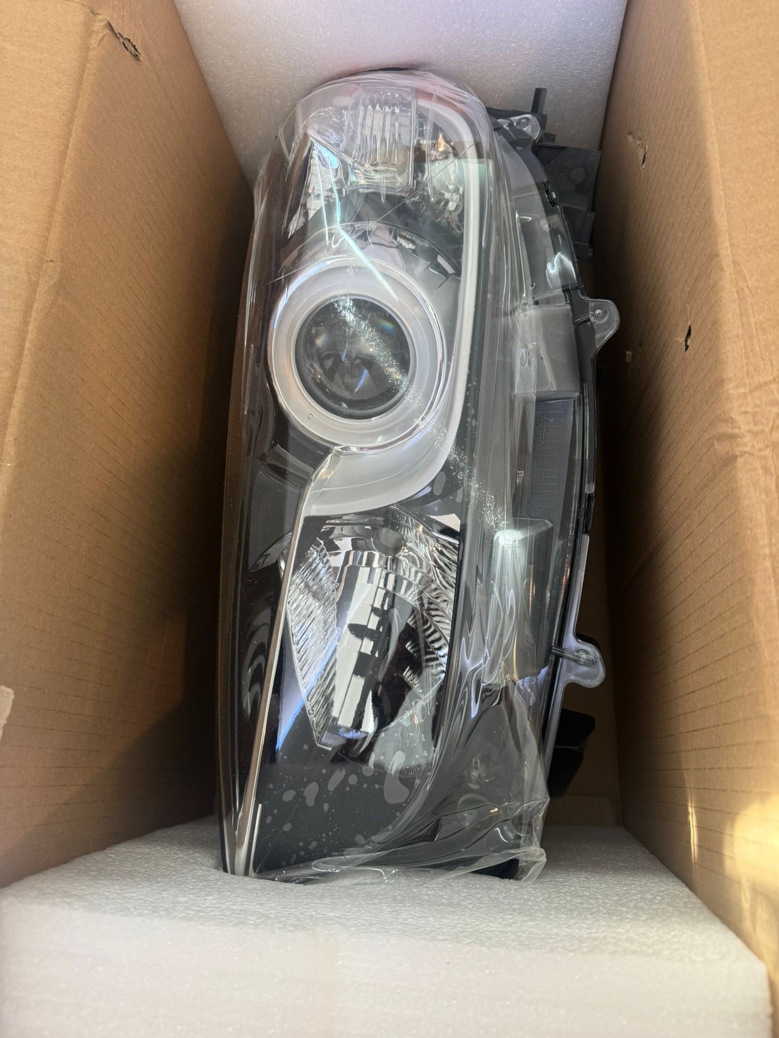Open Box Daume Headlight Assembly Halogen Type Compatible With 2013- 2016 Mazda CX-5 2013 Mazda CX-5 2014 Mazda CX-5 2015 Mazda CX-5 2016 Mazda CX-5 H