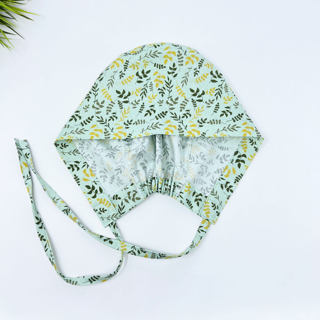 Mint Skull tie-back style surgical scrub cap by Paradise Caps.
