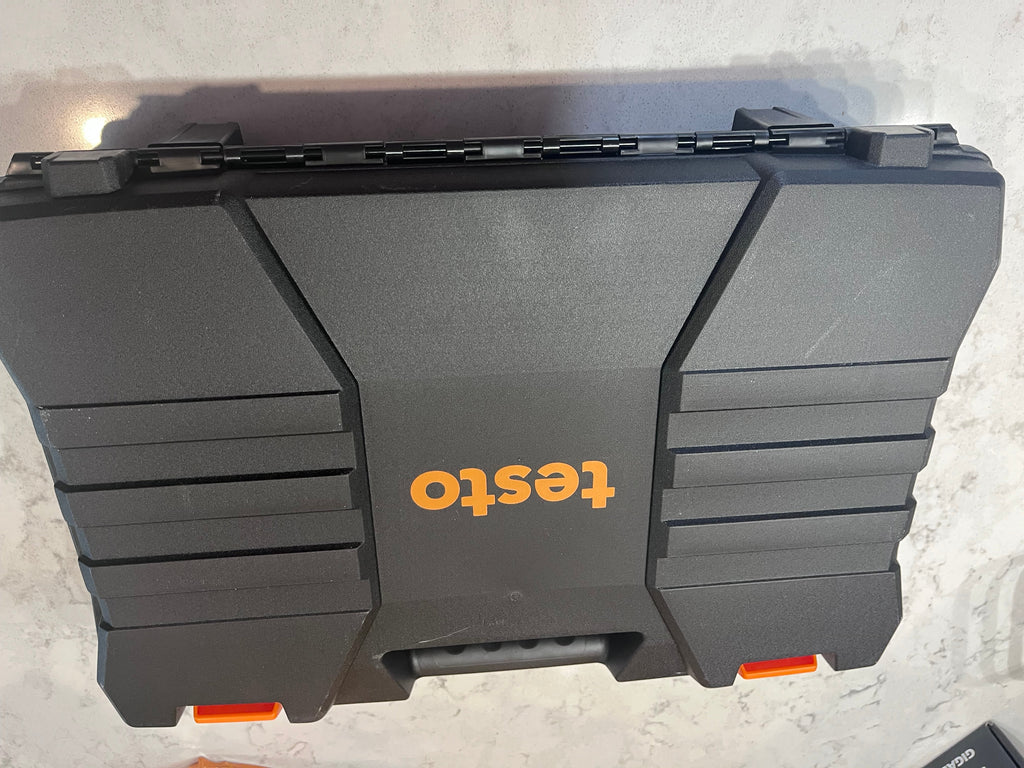 Open Box testo 550s AC Manifold Gauge Set - Manifold Gauges Hvac and Refrigeration - Incl. 2x testo 115i Pipe Clamp Thermometer, 1x testo 552i Micron