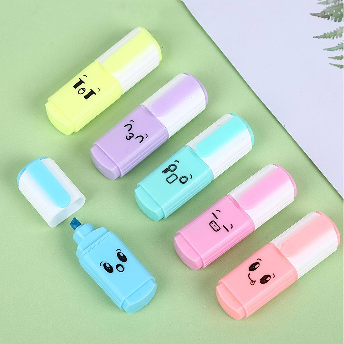 6pcs/set Mini Cute Expression Fluorescent Pen Highlighter