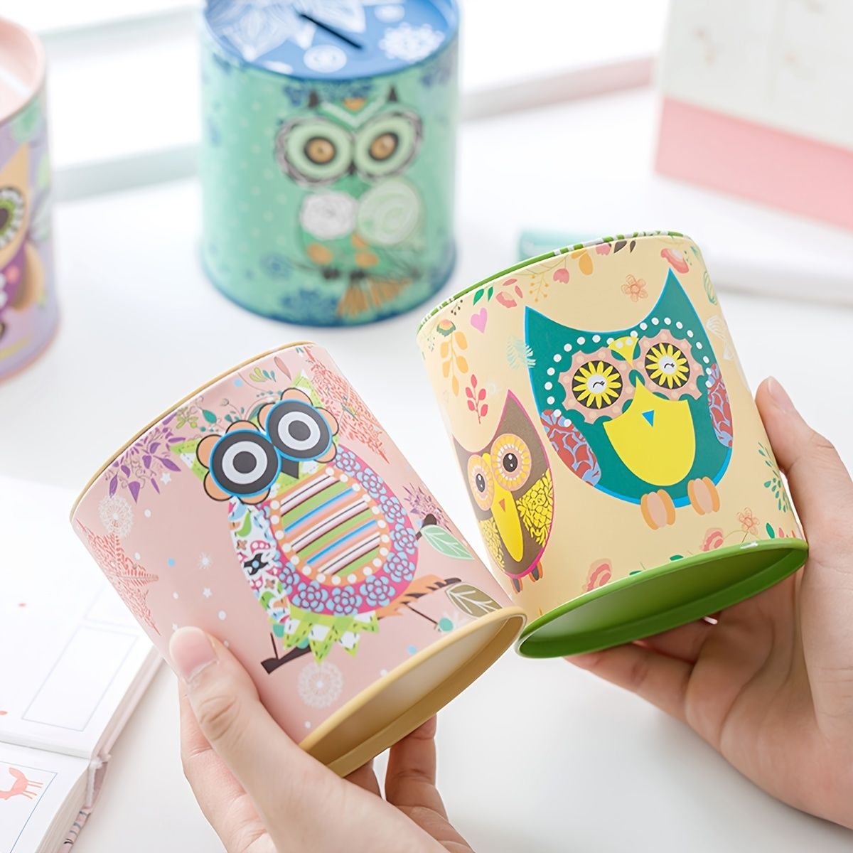 1pc Cartoon Owl Houndstooth Iron Material Round Storage Tank Money Bank