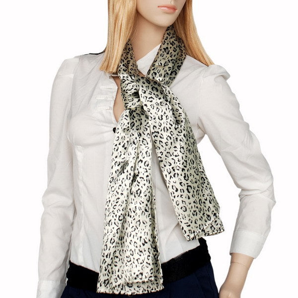 Blando Ivory Leopard Animal Print Elegant Exquisitely Soft Silk Scarf/Wrap/Shawl(Large)