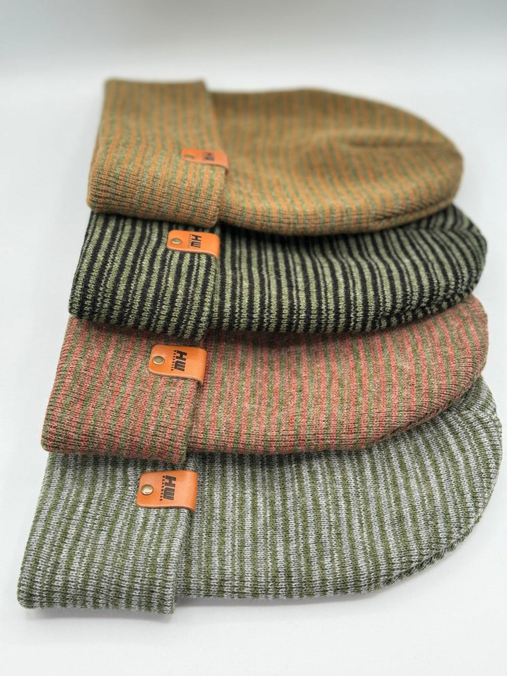 Cuffed Traditional Contrast Green/Brown
