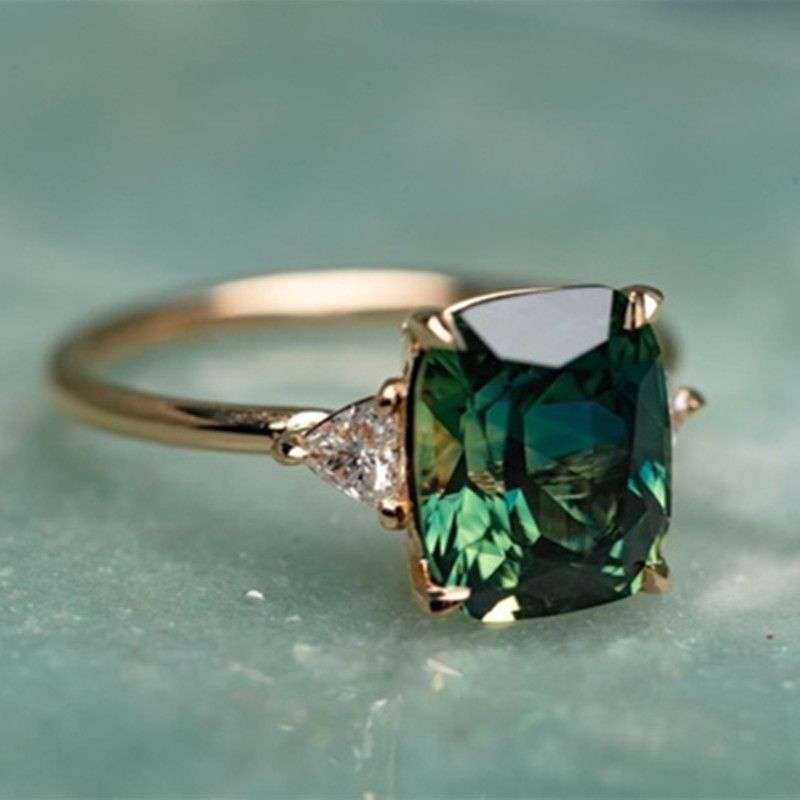 Elegant Solitaire Ring Inlaid Square Shape Shiny Zircon Sweet Finger Ring Women's Engagement Banquet Ring St. Patrick's Day Decorations