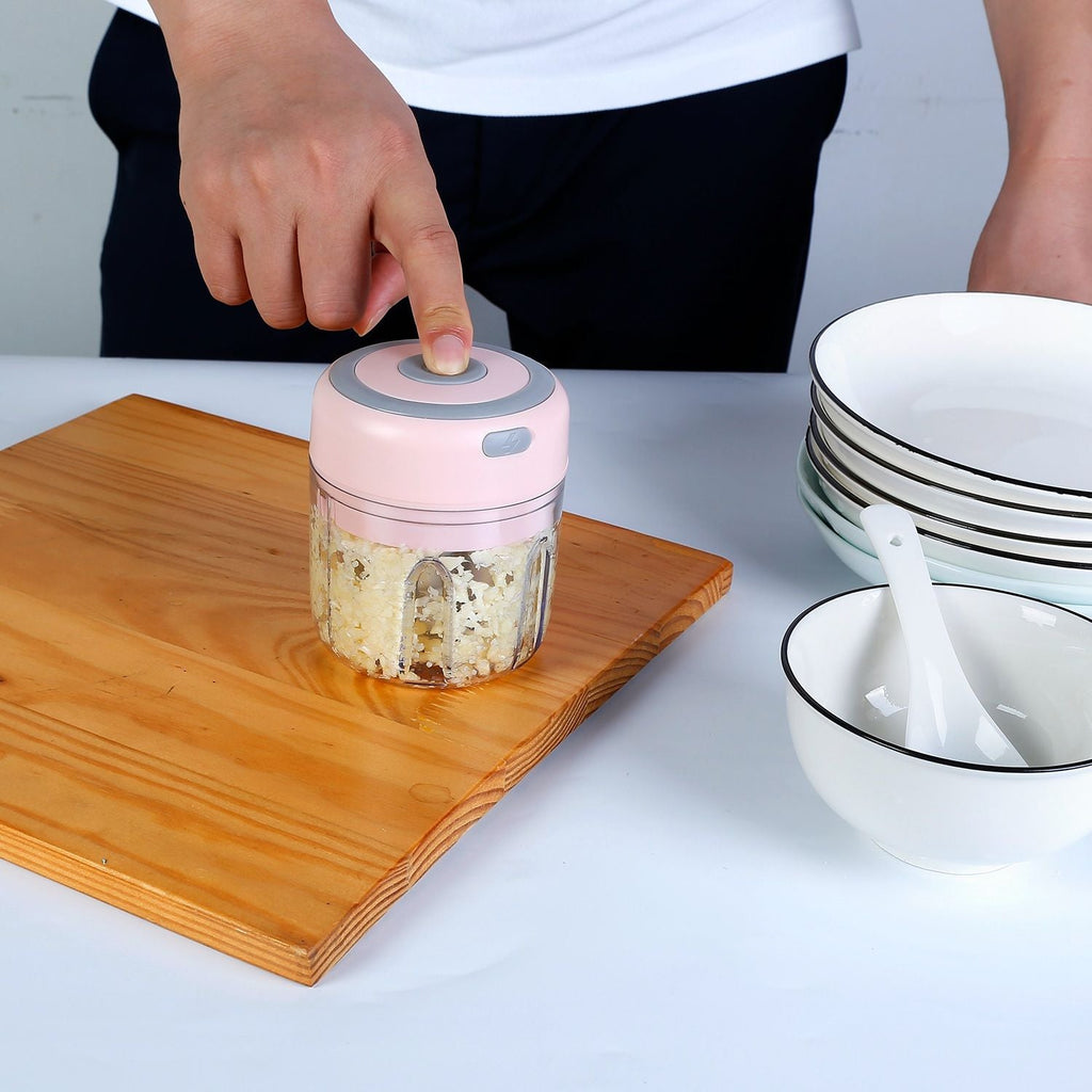 Mini Electric Garlic Chopper Ginger Chopper with 8.45OZ Capacity Cordless Garlic Mincer Food Chopper