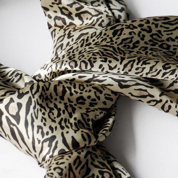 Blando Leopard & Zebra Design Fashion Exquisitely Soft Natural Silky Scarf/Wrap/Shawl(Large)