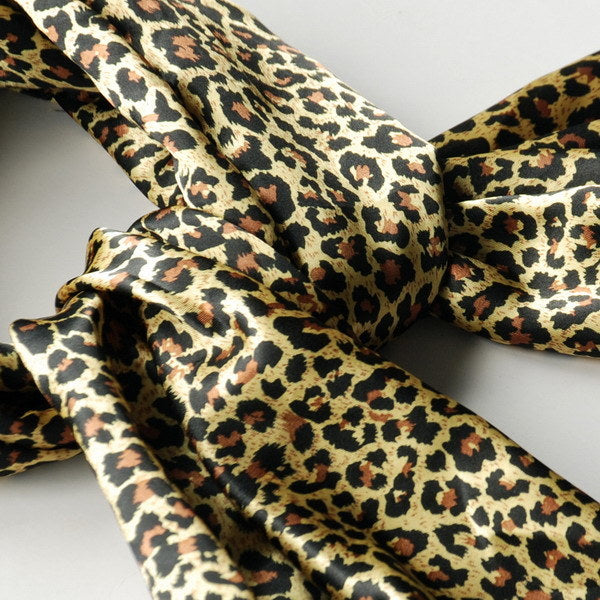 Blando Gold Leopard Design Fashion Exquisitely Soft Natural Silky Scarf/Wrap/Shawl(Large)
