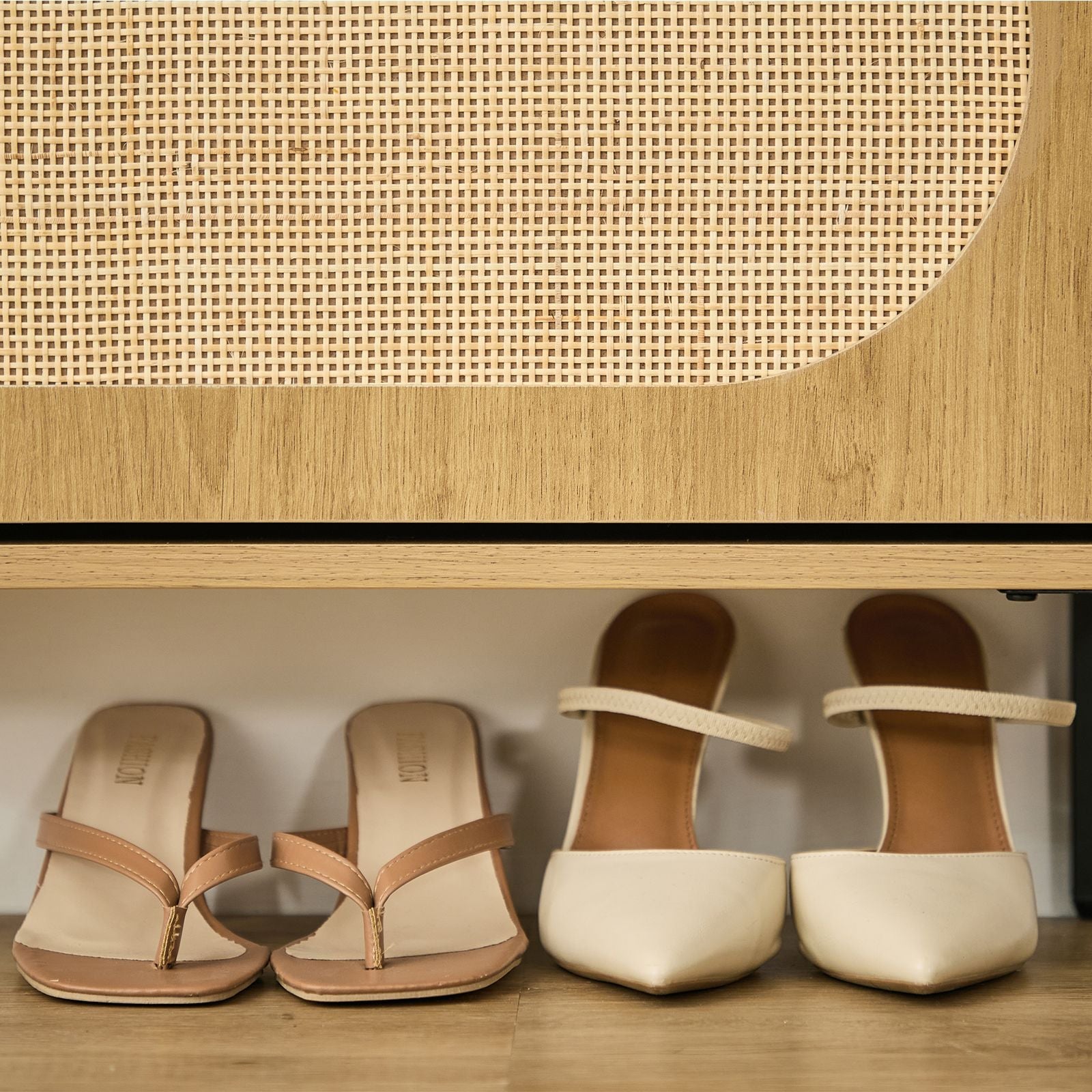 Rattan Shoe Cabinet with 2 Flip Doors, Narrow Freestanding Shoe Organizer, Modern Narrow Shoe Storage Cabinet with Metal Legs for Entryway, Hallway, Closet (Natural)