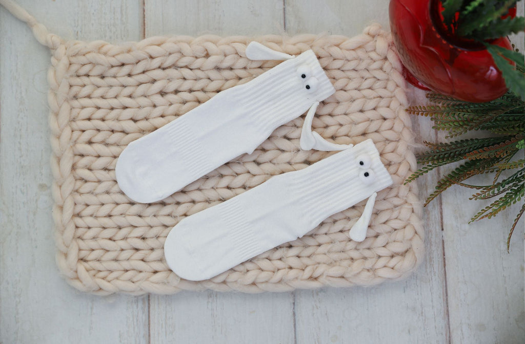 Couple Socks with Magnetic Hands 2 Pairs Magnetic Socks Funny Gifts For Valentines Day