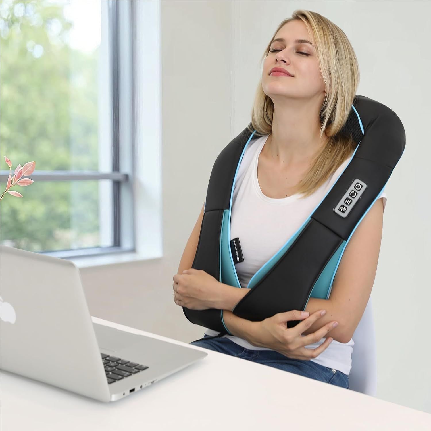 Shiatsu Neck Massager for Pain Relief – Deep Kneading Back Shoulder Massage with Heat – Ideal for Valentine's Day, Christmas, Mother's Day, Father's Day, Gifts for Men Women Mom Dad Her Him