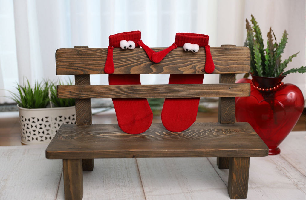 Couple Socks with Magnetic Hands 2 Pairs Magnetic Socks Funny Gifts For Valentines Day