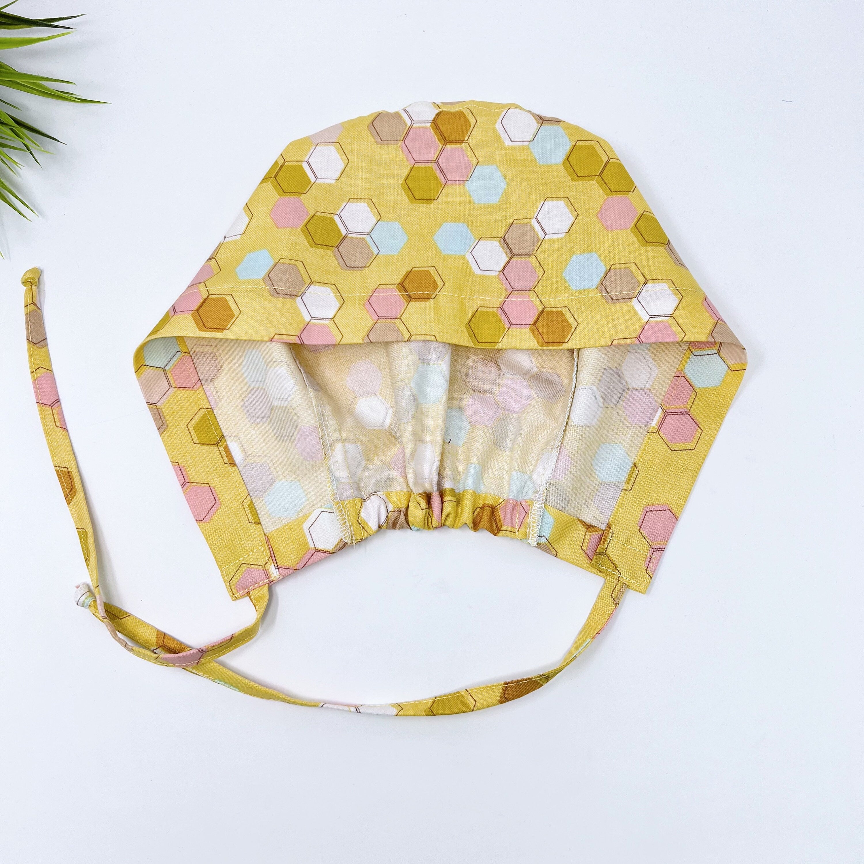 Honeycomb Skull tie-back style surgical scrub cap for men by Paradise Caps.