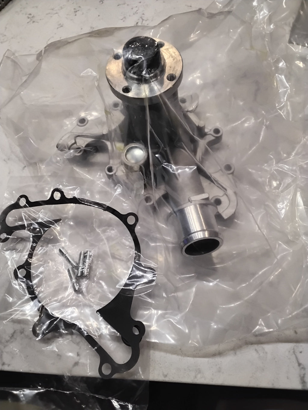 OPEN BOX SEALED AUQDD AW4105 (Fit 4.2L V6 Only) Professional Water Pump Kit With Gasket Fit For Fo-rd 2003 E-150 E-250/97-02 E-250 E-150 Econoline Club Wagon /97-08 F-150/99-01 Econoline # 3L3Z8501DB